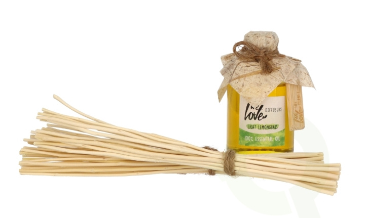 We Love The Planet 100% Essential Oil Diffuser 50 ml Light Lemongrass in the group BEAUTY & HEALTH / Fragrance & Perfume / Other fragrances / Fragrance diffuser at TP E-commerce Nordic AB (C56779)
