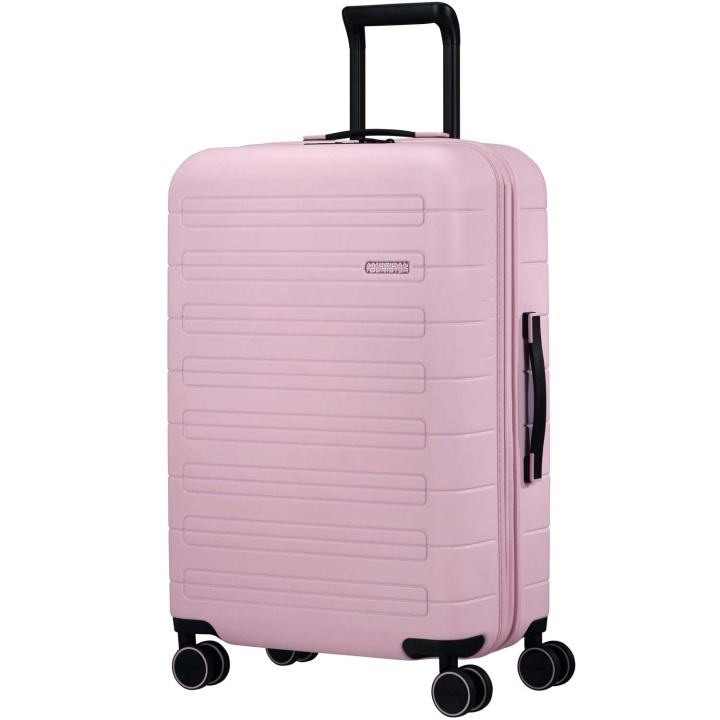 American Tourister Novastream Resväska 67 Exp Rosa in the group Sport, leisure & Hobby / Travel accessories / Suitcases at TP E-commerce Nordic AB (C57503)