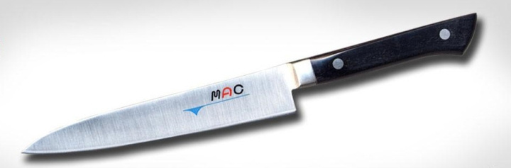 MAC Professional Series PKF-60 kniv 15,5 cm in the group HOME, HOUSEHOLD & GARDEN / Kitchen utensils / Kitchen knives & Knife sharpeners at TP E-commerce Nordic AB (C59096)