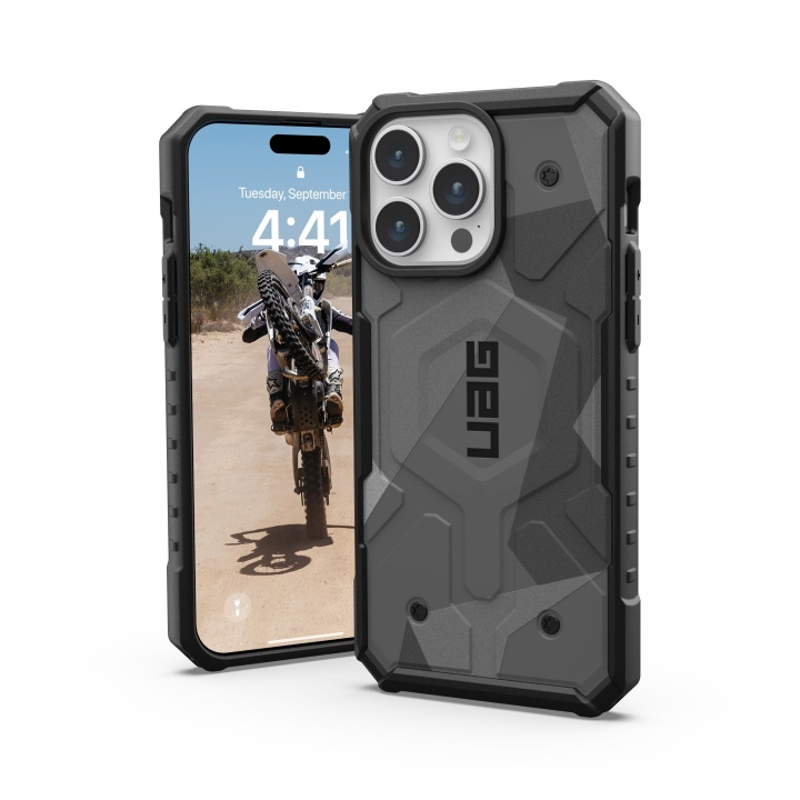 Urban Armor Gear iPhone 15 Pro Max Pathfinder SE - Geo Camo in the group SMARTPHONE & TABLETS / Phone cases / Apple / iPhone 15 at TP E-commerce Nordic AB (C59760)