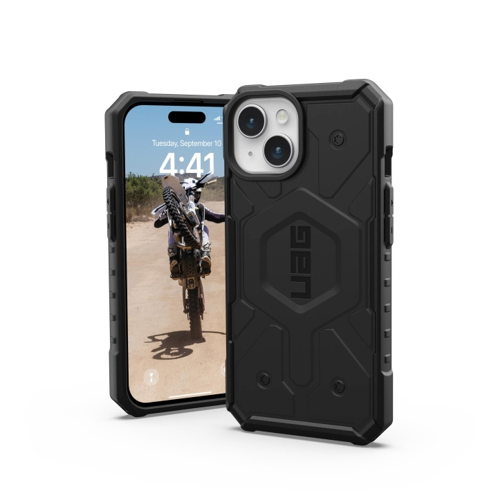 Urban Armor Gear iPhone 15 Pathfinder Magsafe - Black in the group SMARTPHONE & TABLETS / Phone cases / Apple / iPhone 15 at TP E-commerce Nordic AB (C59761)