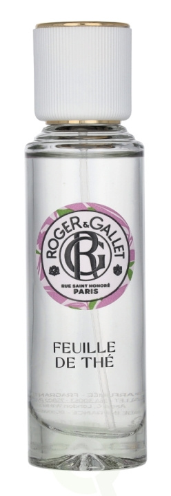Roger & Gallet Feuille De The Wellbeing Fragrant Water 30 ml Natural Spray in the group BEAUTY & HEALTH / Skin care / Face / Face Water & Facemist at TP E-commerce Nordic AB (C60339)