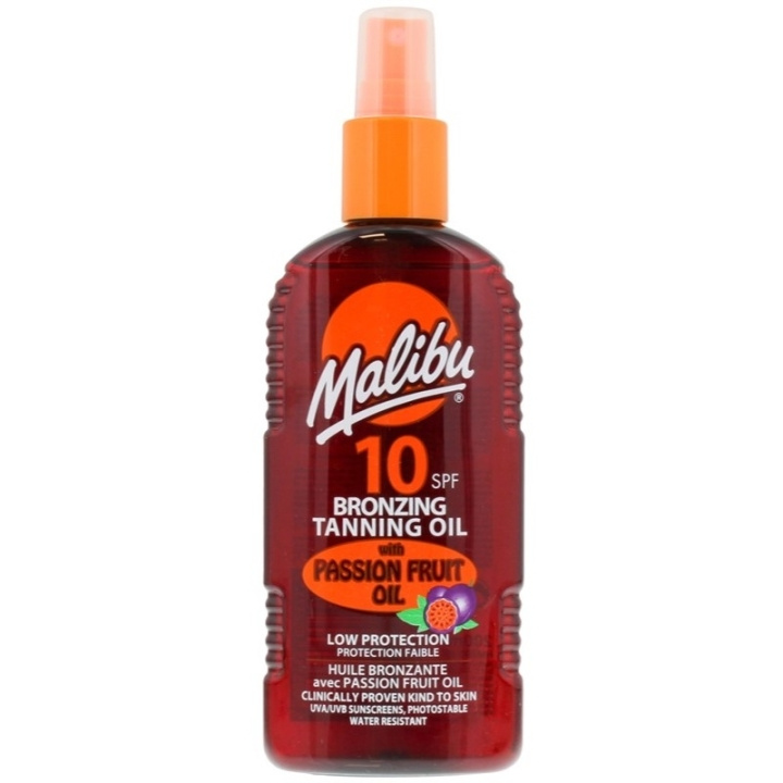 Malibu Bronzing Tanning Oil SPF10 Passion Fruit 200ml in the group BEAUTY & HEALTH / Skin care / Tanning / Sunscreen at TP E-commerce Nordic AB (C62374)