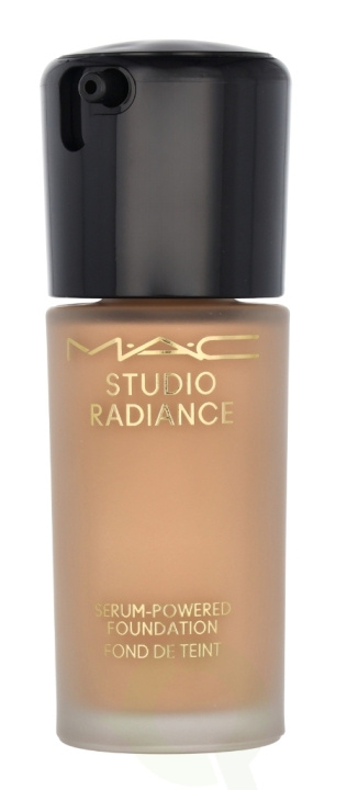 MAC Studio Radiance Serum-Powered Foundation 30 ml #NC17 in the group BEAUTY & HEALTH / Makeup / Facial makeup / Foundation at TP E-commerce Nordic AB (C63970)