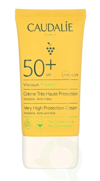 Caudalie Milky Sun Spray SPF50 50 ml in the group BEAUTY & HEALTH / Skin care / Tanning / Sunscreen at TP E-commerce Nordic AB (C76935)