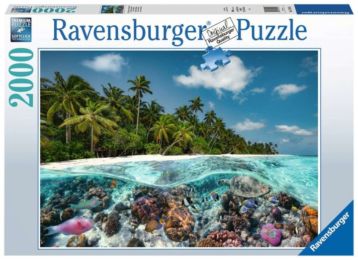 Ravensburger A Dive In The Maldives 2000p - (10217441) in the group Sport, leisure & Hobby / Hobby / Puzzle at TP E-commerce Nordic AB (C85669)