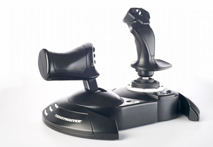 ThrustMaster T.Flight Hotas One Flight Stick for Xbox One & Windows in the group COMPUTERS & PERIPHERALS / GAMING / Steering wheels & Joysticks at TP E-commerce Nordic AB (C93580)