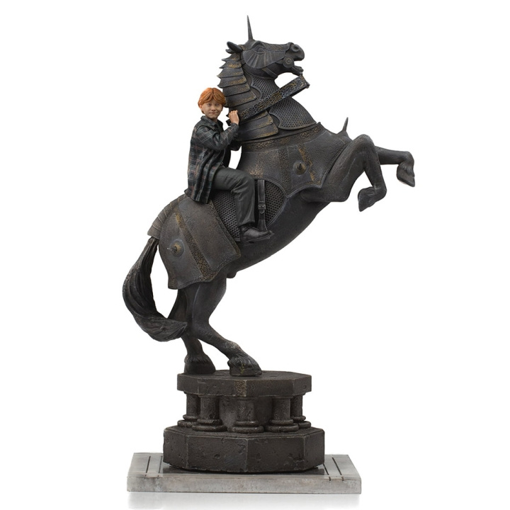 Harry Potter Ron Weasley at the Wizard Chess Statue Delux Art Scale 1/10 in the group Sport, leisure & Hobby / Fun stuff / Collector\'s items at TP E-commerce Nordic AB (C93832)