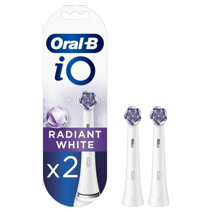 Oral B iO Radiant White Brush heads, 2 pcs in the group BEAUTY & HEALTH / Oral care / Accessories for electric toothbrushes at TP E-commerce Nordic AB (D10495)