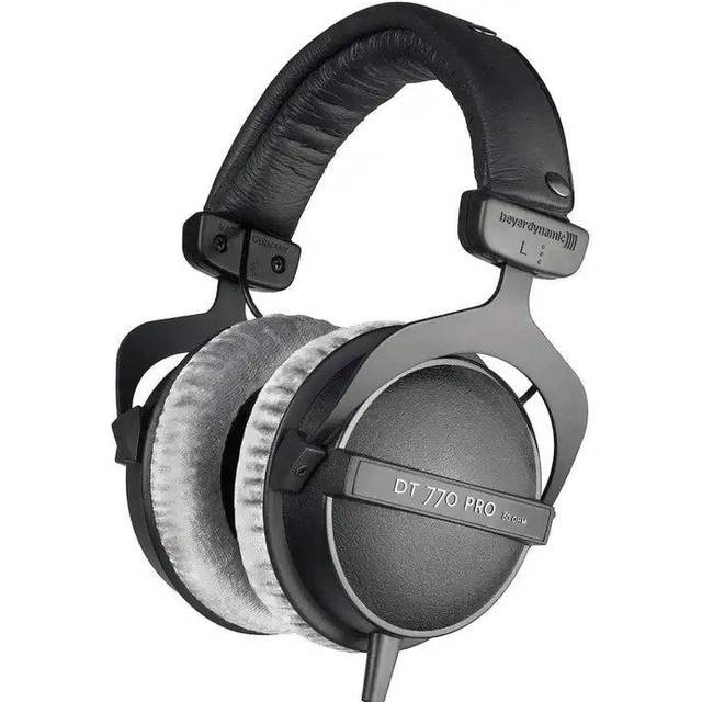 beyerdynamic DT 770 PRO 250 Ohms Headphones in the group HOME ELECTRONICS / Audio & Picture / Headphones & Accessories / Headphones at TP E-commerce Nordic AB (D11139)