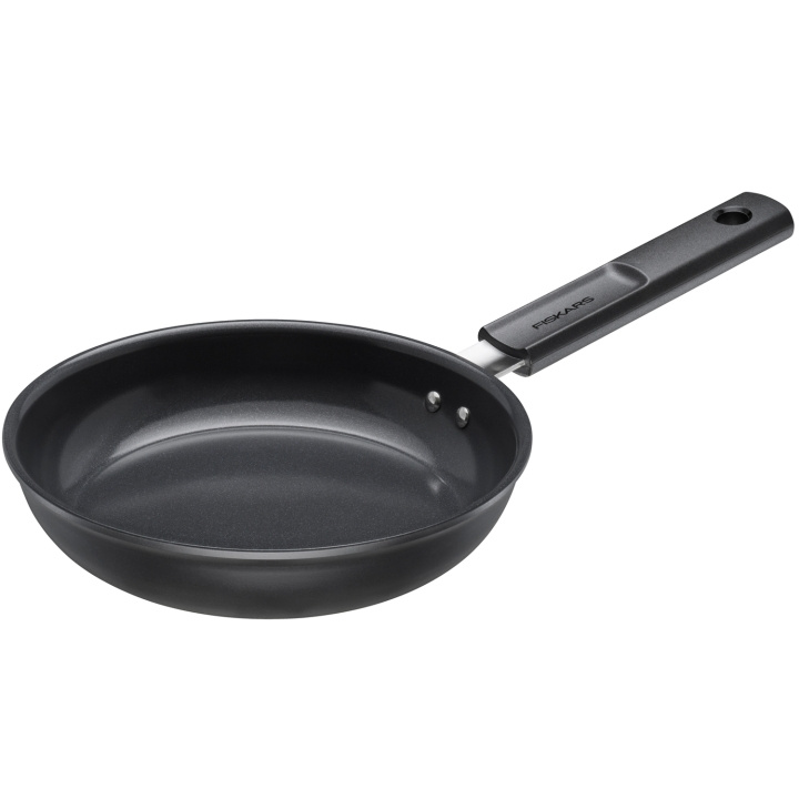 Fiskars Stekpanna Hard Face 20 cm Keramisk 1075457 in the group HOME, HOUSEHOLD & GARDEN / Kitchen utensils / Frying pans at TP E-commerce Nordic AB (D12979)