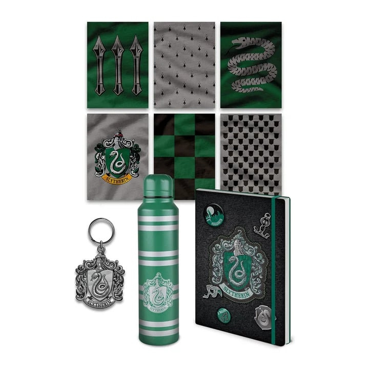 Pyramid International HARRY POTTER (COLOURFUL CREST SLYTHERIN) PREMIUM GIFT SET in the group Sport, leisure & Hobby / Fun stuff / Collector\'s items at TP E-commerce Nordic AB (D15479)