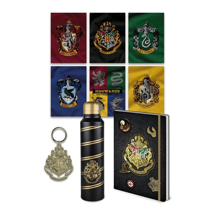 Pyramid International HARRY POTTER (COLOURFUL CREST) PREMIUM GIFT SET in the group Sport, leisure & Hobby / Fun stuff / Collector\'s items at TP E-commerce Nordic AB (D15483)