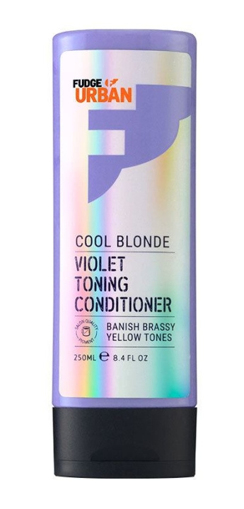 Fudge Professional Fudge - Urban Cool Blonde Conditioner 250 ml in the group BEAUTY & HEALTH / Hair & Styling / Hair care / Conditioner at TP E-commerce Nordic AB (D16842)