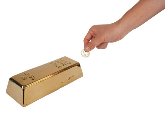 Kikkerland Ceramic Gold Bar Coin Bank (PB17) in the group Sport, leisure & Hobby / Fun stuff / Fun stuff at TP E-commerce Nordic AB (D16882)