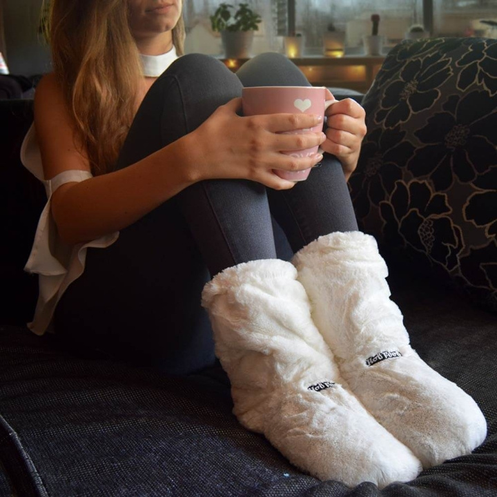 MikaMax Hot Boots Deluxe - White (01716.WT) in the group Sport, leisure & Hobby / Fun stuff / Smart home at TP E-commerce Nordic AB (D16967)