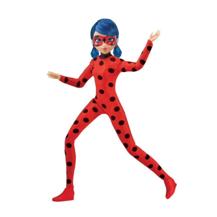 Miraculous Core Fashion Doll - Ladybug time to team up in the group TOYS, KIDS & BABY PRODUCTS / Toys / Docks & Accessories at TP E-commerce Nordic AB (D18992)