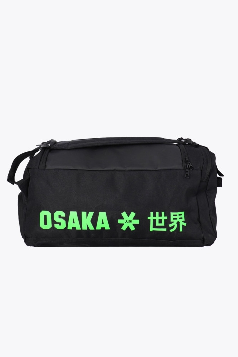 Osaka Sports Duffle - Iconic Black in the group Sport, leisure & Hobby / Sports equipment / Padel rackets at TP E-commerce Nordic AB (D19286)