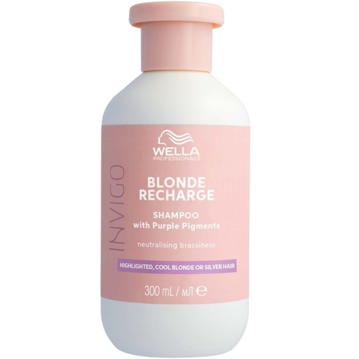 Wella Professionals Invigo Blonde Recharge Cool Blonde Shampoo 300ml in the group BEAUTY & HEALTH / Hair & Styling / Hair care / Schampoo at TP E-commerce Nordic AB (D19780)