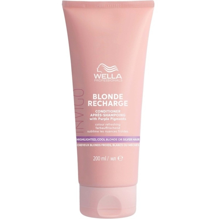 Wella Professionals Invigo Blonde Recharge Cool Blonde Conditioner 200ml in the group BEAUTY & HEALTH / Hair & Styling / Hair care / Conditioner at TP E-commerce Nordic AB (D19784)