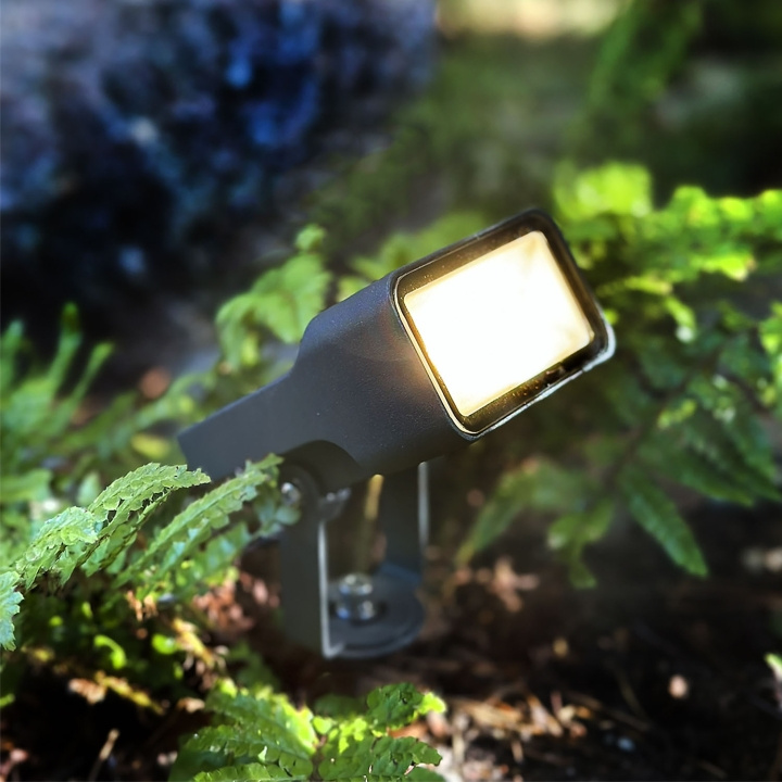 LightsOn Stella Markspot bredstrålande 115° 6W 560lm Grå in the group HOME, HOUSEHOLD & GARDEN / Electricity & Lighting / Outdoor lighting at TP E-commerce Nordic AB (D21650)