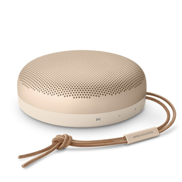 B&O Play Bang & Olufsen BeoSound A1 - 2nd Gen - Gold in the group HOME ELECTRONICS / Audio & Picture / Speakers & accessories / Bluetooth Speakers / Portable speakers at TP E-commerce Nordic AB (D21936)