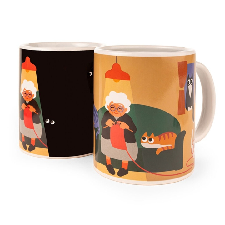 Kikkerland Cat Lady Morph Mug in the group Sport, leisure & Hobby / Fun stuff / Cups at TP E-commerce Nordic AB (D22452)