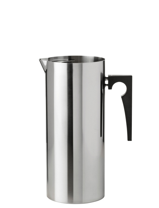 Stelton Arne Jacobsen Cylinda Serving Jug 2 L (Steel) in the group HOME, HOUSEHOLD & GARDEN / Kitchen utensils / Other kitchen tools at TP E-commerce Nordic AB (D22506)