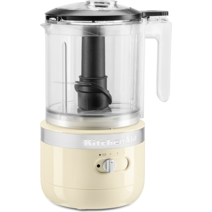KitchenAid Cordless chopper 1,19 liter Almond cream in the group HOME, HOUSEHOLD & GARDEN / Household appliances / Food processor & Kitchen appliances / Mixer & Blenders at TP E-commerce Nordic AB (D22964)