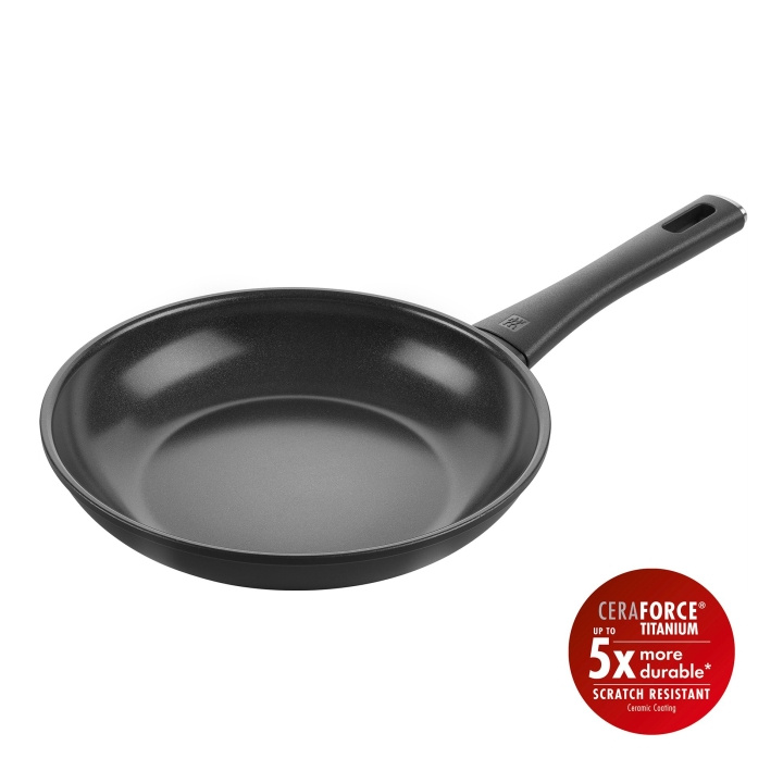 Zwilling Madura Plus Ceramic Fry Pan - Sort - 20 cm in the group HOME, HOUSEHOLD & GARDEN / Kitchen utensils / Frying pans at TP E-commerce Nordic AB (D24624)