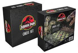Noble Collection Jurassic park chess set in the group Sport, leisure & Hobby / Fun stuff / Collector\'s items at TP E-commerce Nordic AB (D28554)