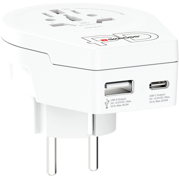 SKROSS Reseadapter Världen till Europa USB-A/USB-C 20W Jordad in the group HOME, HOUSEHOLD & GARDEN / Electricity & Lighting / Travel adapters at TP E-commerce Nordic AB (D29487)