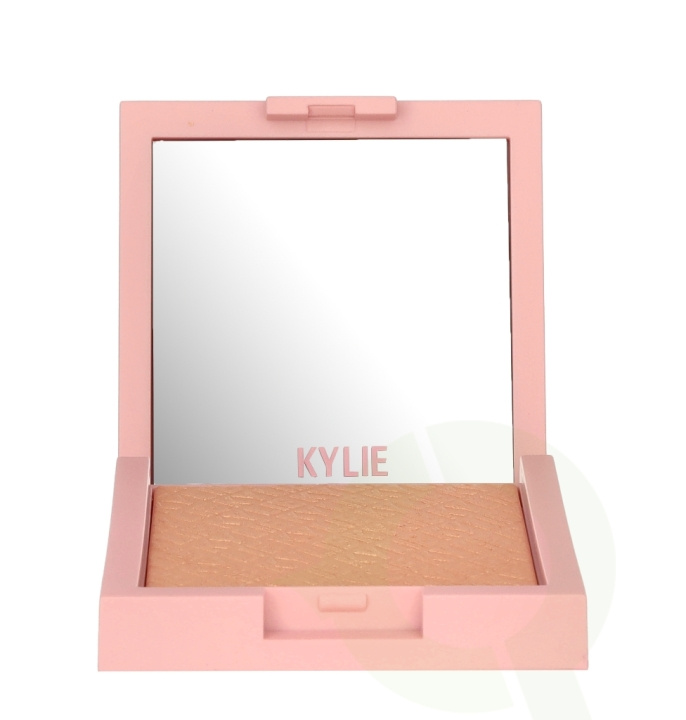 Kylie Jenner Kylie Cosmetics Kylighter Pressed Illuminating Powder 8 g #050 Cheers Darling in the group BEAUTY & HEALTH / Makeup / Facial makeup / Powders at TP E-commerce Nordic AB (D29641)
