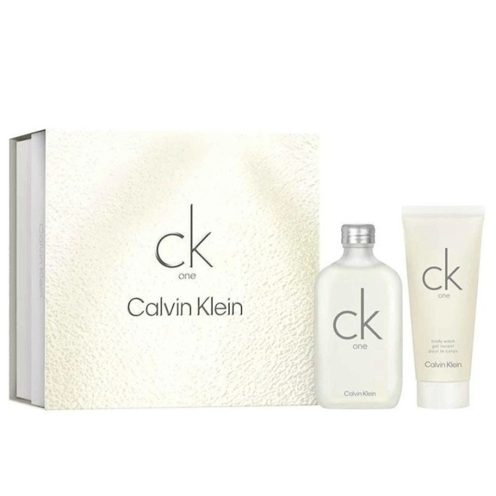 Calvin Klein Giftset Calvin Klein CK One Edt 100ml + Shower Gel 100ml in the group BEAUTY & HEALTH / Fragrance & Perfume / Perfumes / Perfume sets at TP E-commerce Nordic AB (D30617)