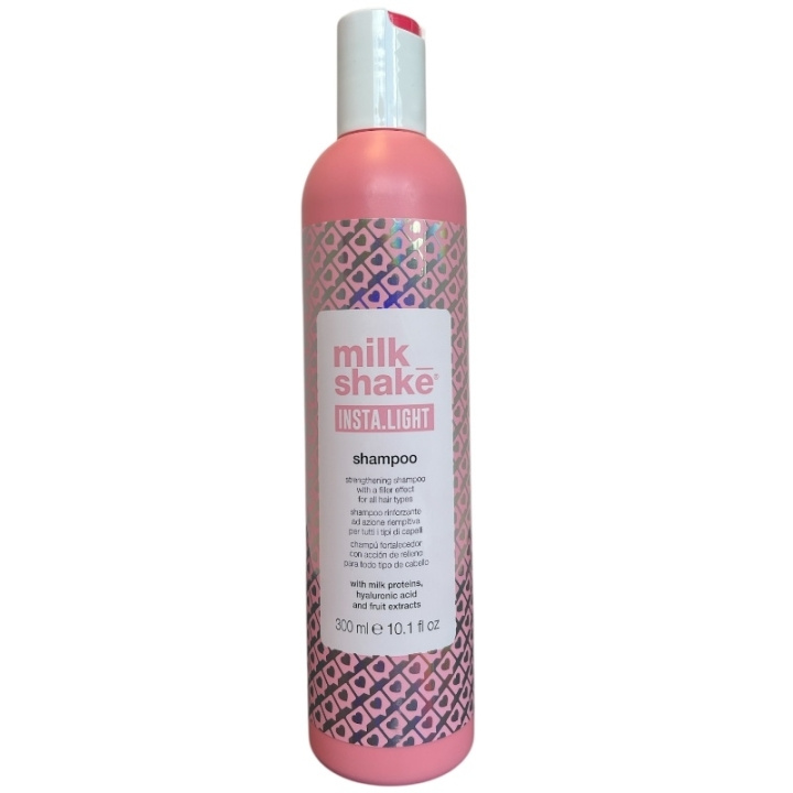 Milk_Shake Insta.Light Shampoo 300ml in the group BEAUTY & HEALTH / Hair & Styling / Hair care / Schampoo at TP E-commerce Nordic AB (D30641)