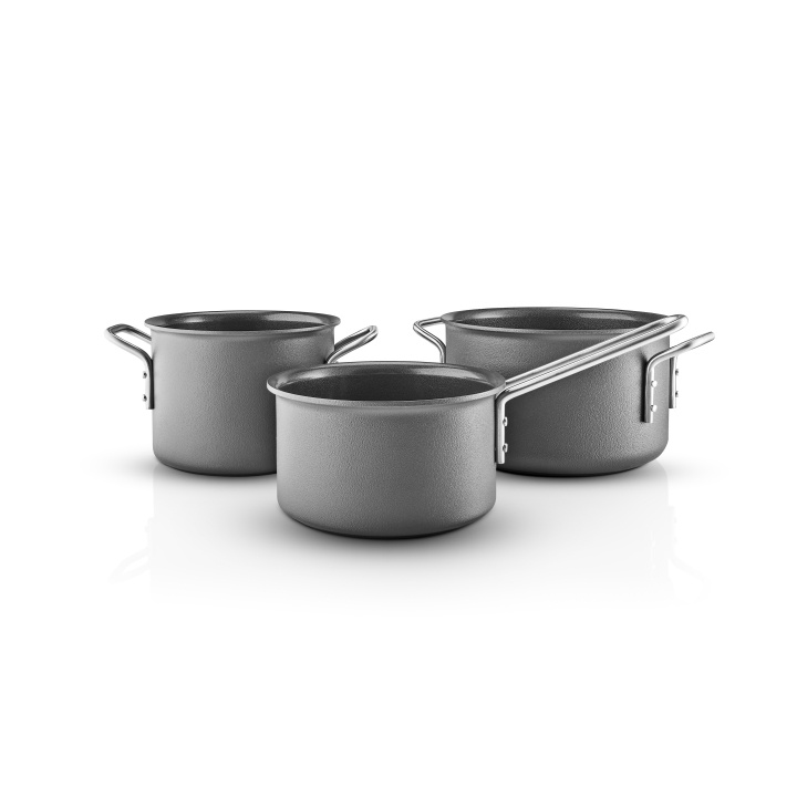 Eva Trio Grey Line Cookware Set - Grey - 1.8 L - 2.5 L - 3.8 L in the group HOME, HOUSEHOLD & GARDEN / Kitchen utensils / Pots & Pans at TP E-commerce Nordic AB (D31068)