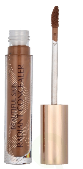 Charlotte Tilbury Beautiful Skin Radiant Concealer 7.2 g #15.5 Deep in the group BEAUTY & HEALTH / Makeup / Facial makeup / Concealer at TP E-commerce Nordic AB (D35438)