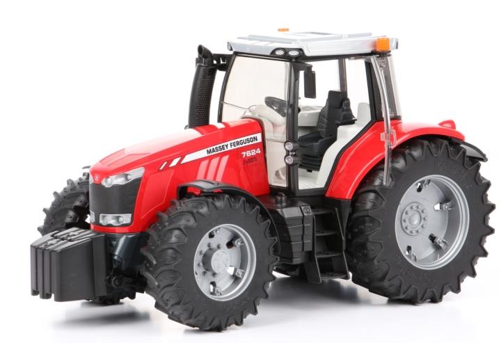 Bruder Massey Ferguson 7600 (03046) in the group TOYS, KIDS & BABY PRODUCTS / Toys / Toy cars at TP E-commerce Nordic AB (D43601)