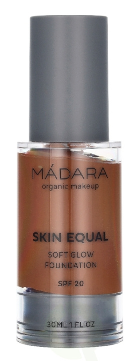 Madara Skin Equal Soft Glow Foundation SPF15 30 ml #90 Chestnut in the group BEAUTY & HEALTH / Makeup / Facial makeup / Foundation at TP E-commerce Nordic AB (D45079)