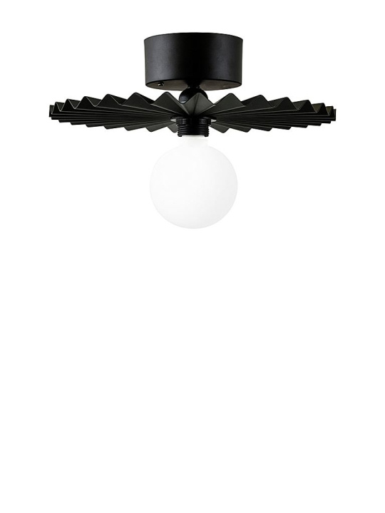 Globen Lighting Plafond Omega 35 svart Globen Lighting in the group HOME ELECTRONICS / Lighting / Ceiling lights at TP E-commerce Nordic AB (D45768)