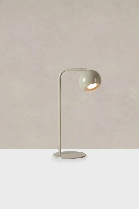 Markslöjd Skrivbordslampa POP 109032 Markslöjd in the group HOME ELECTRONICS / Lighting / Table lamps at TP E-commerce Nordic AB (D46081)