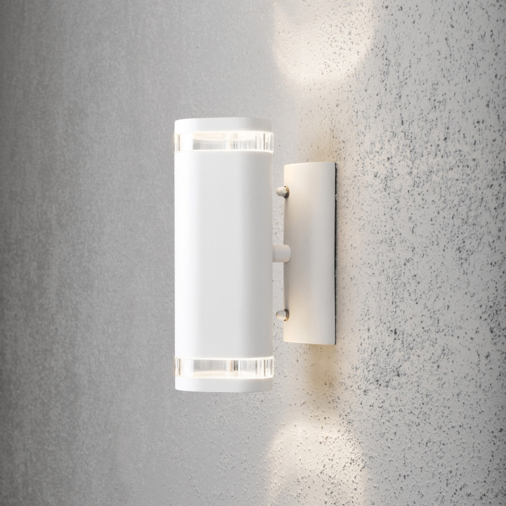 Konstsmide Vägglampa Modena 7512-250 Vit Konstsmide in the group HOME ELECTRONICS / Lighting / Wall lights at TP E-commerce Nordic AB (D46083)