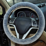 Steering wheel cover in synthetic fur that fits most car models, Grey/Purple Steering wheel cover in synthetic fur that fits most car models, Grey/Purple