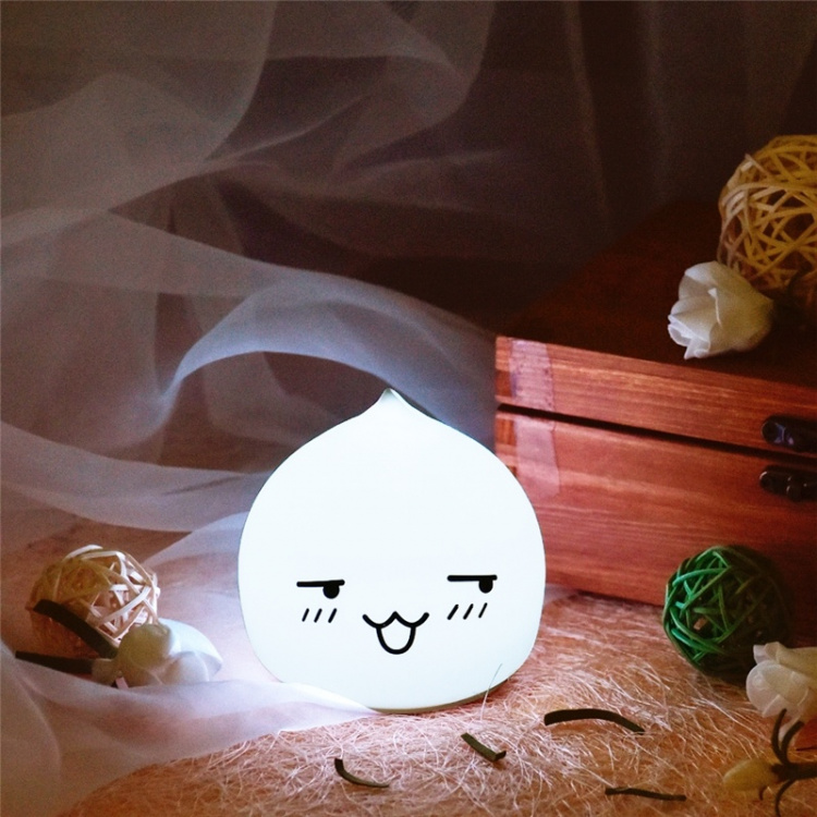 Waterdrop Light LED, lights up in 7 different colors. Waterdrop Light LED, lights up in 7 different colors.