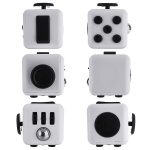 Fidget Cube, White/Black