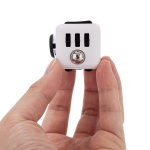Fidget Cube, White/Black