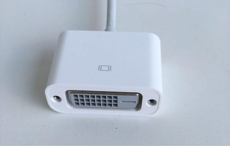 Apple HDMI to DVI Adapter
