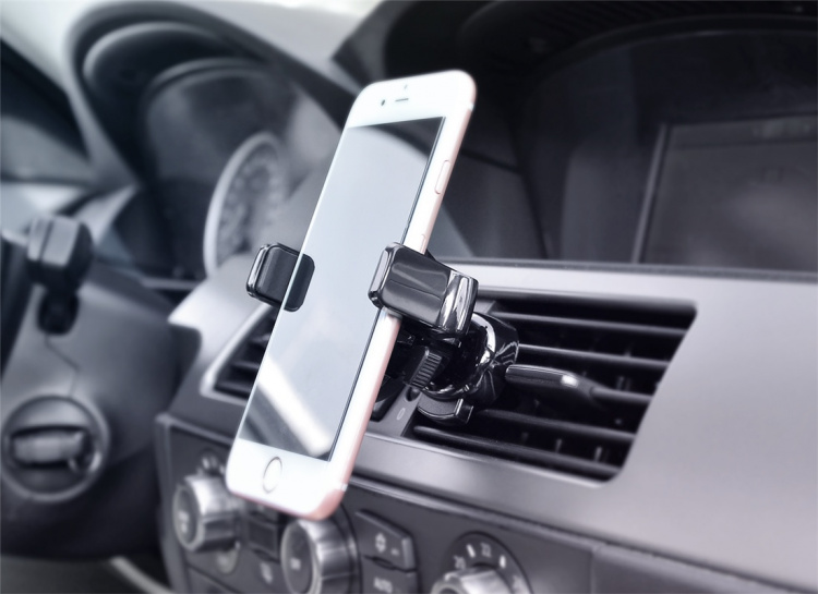 DELTACO Air vent car holder, for smartphones 60-88mm, rotatable, black