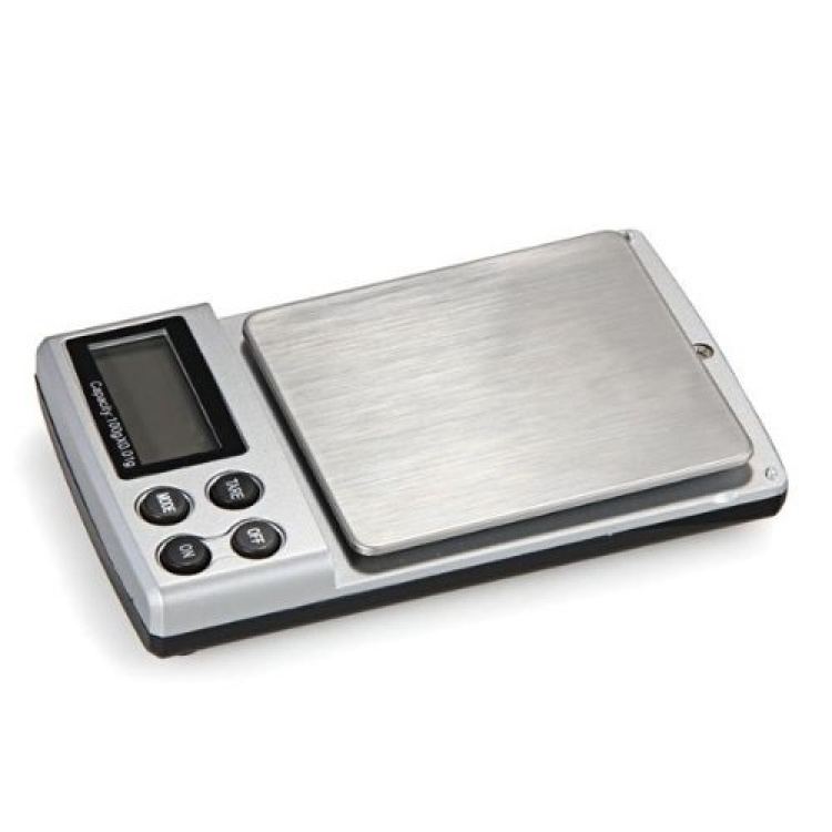 Digital scale in pocket format, accuracy of 0.01g, maximum weight 100g Digital scale in pocket format, accuracy of 0.01g, maximum weight 100g