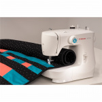 Singer Sewing Machine (M2105)